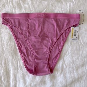 Calvin Klein | high waisted underpants